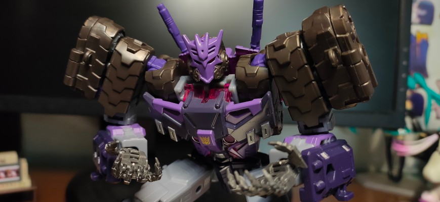 变形金刚传世系列  TL-26 霸天虎塔恩