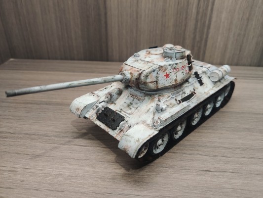 63319 苏联 T34-85 坦克