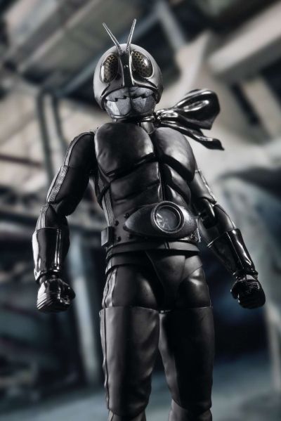 mastermind JAPAN x 假面骑士50周年纪念合作 S.H.Figuarts(真骨雕制法) 假面骑士新1号 黑色