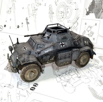 35270 1/35 Sd.Kfz.222（附带蚀刻部件/铝制枪管）