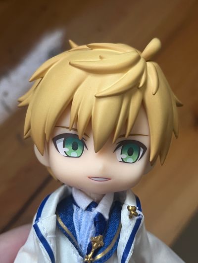 粘土娃 命运-冠位指定 剑士 / 亚瑟·潘德拉贡〔原典〕灵衣开放 -纯白蔷薇-