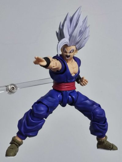 S.H.Figuarts 野兽孙悟饭