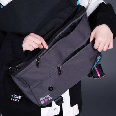 初音未来战术单肩包