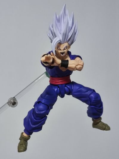 S.H.Figuarts 野兽孙悟饭