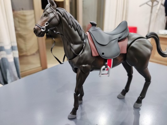 figma#490c 马 2.0版 (黑鹿毛)