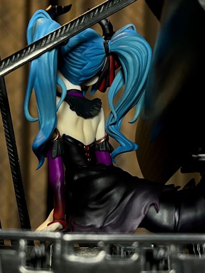 压泡面 初音未来 变色小恶魔