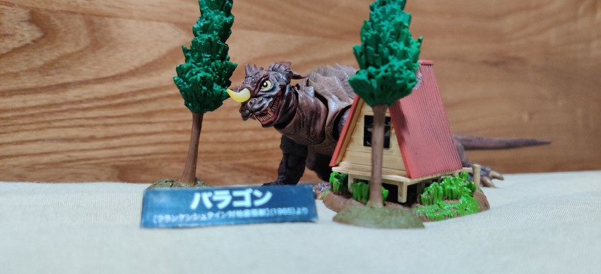 特摄转轮系列 No.004 弗兰肯斯坦大战地底怪兽 巴拉贡