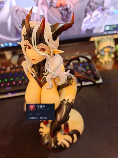 六趾 萨妮丝 开箱