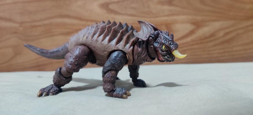 特摄转轮系列 No.004 弗兰肯斯坦大战地底怪兽 巴拉贡