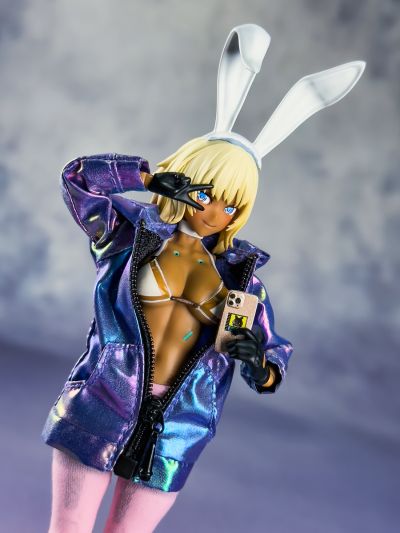 炫彩蓝紫色布制外套