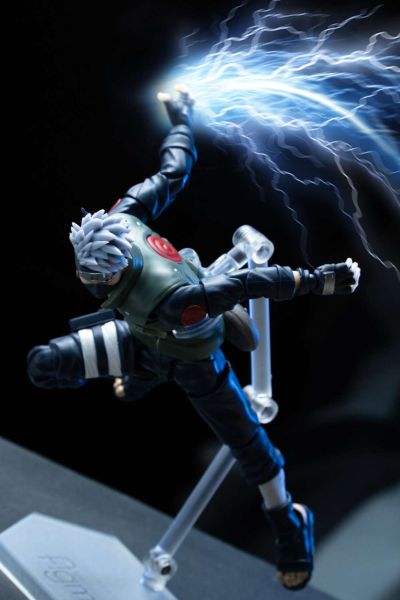S.H.Figuarts  旗木卡卡西 -大名鼎鼎的写轮眼英雄-