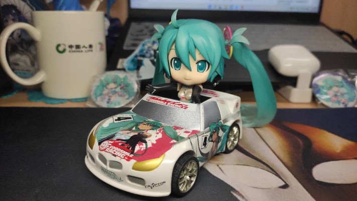 粘土人 #172a VOCALOID 初音未来 赛车手2011版