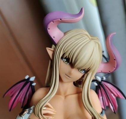 水手服梦魔 蓝宝石 -毒药黑-