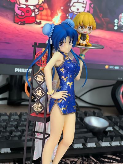 龙与虎  川岛亚美 旗袍