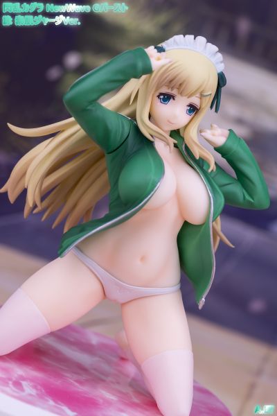 闪乱神乐 NewWave G-Burst 咏 裸露运动服