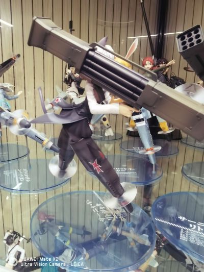 强袭魔女 桑妮亚‧V‧利特维亚克