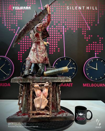 寂静岭2 詹姆斯 VS 红色三角头