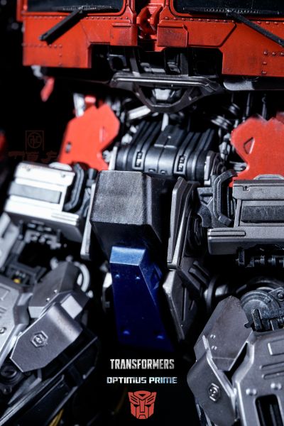 大黄蜂 擎天柱 地球形态