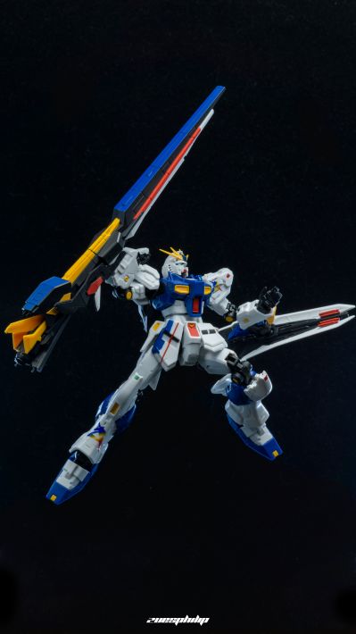 ROBOT魂＜机动战士系列＞  实物大Nu高达立像 RX-93ff Nu高达