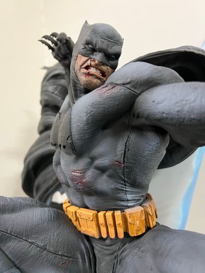 300805 DC漫画 蝙蝠侠：黑暗骑士归来 蝙蝠侠