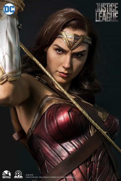 正义联盟 神奇女侠半身像