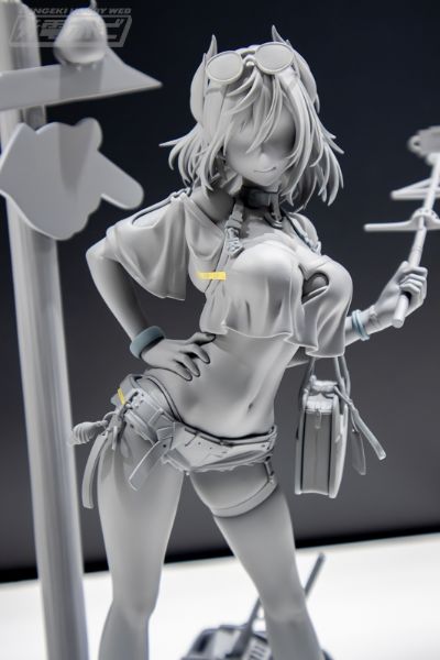 碧蓝航线 雾岛 夏日的大胆尝试