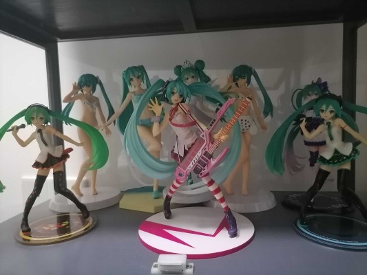 VOCALOID角色系列01 初音未来