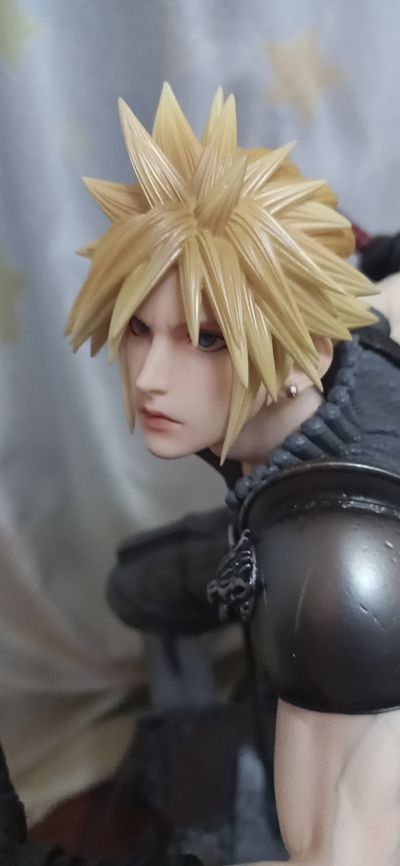 STATIC ARTS 最终幻想7 重制版 克劳德·斯特莱夫 - 礼服 -