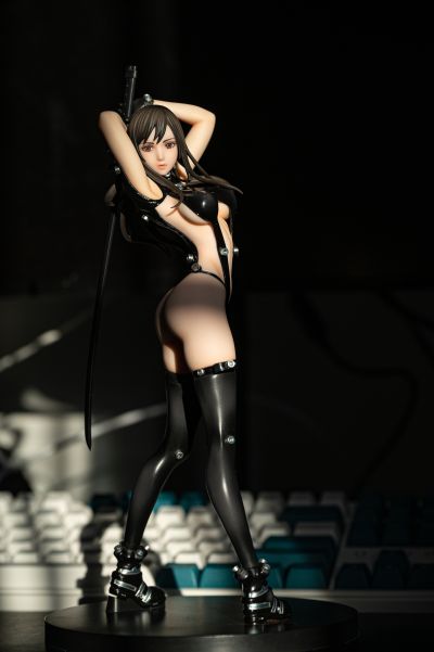 借用透过缝隙的阳光，用相机直出的效果太好了