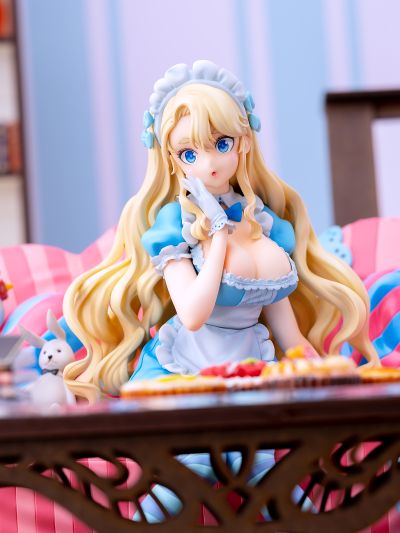 碧蓝航线 埃米尔.贝斯汀 女仆浪漫ver.