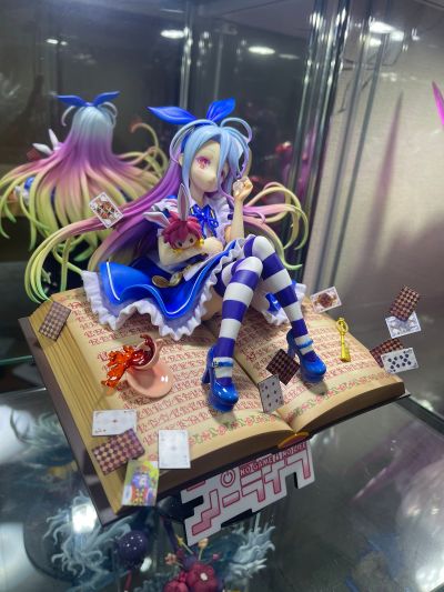 游戏人生 白 爱丽丝梦游仙境