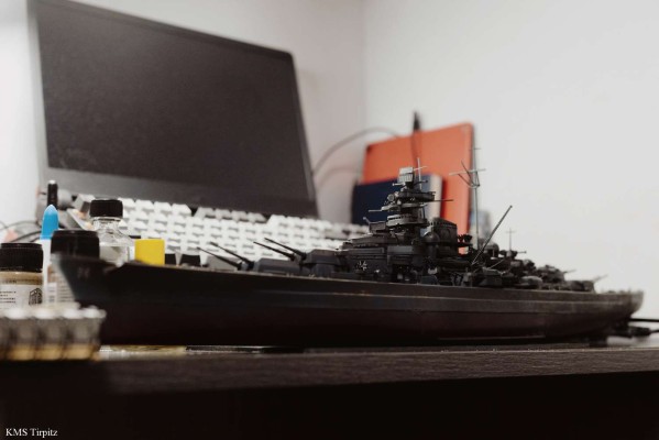 78015 1/350 德国海军 提尔皮茨号战列舰