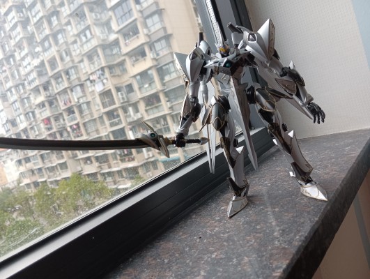 MODEROID   “灰之骑神”瓦利玛