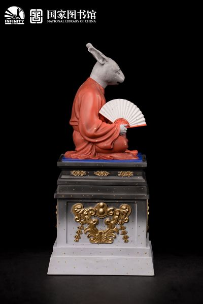 十二兽首全身像 卯兔