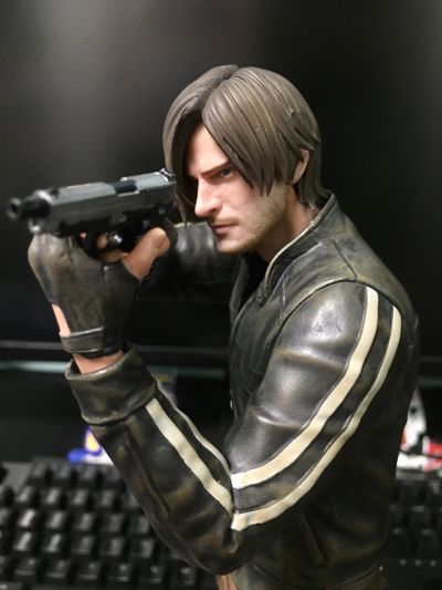 ARTFX 生化危机 复仇 里昂・史考特・肯尼迪 新包装