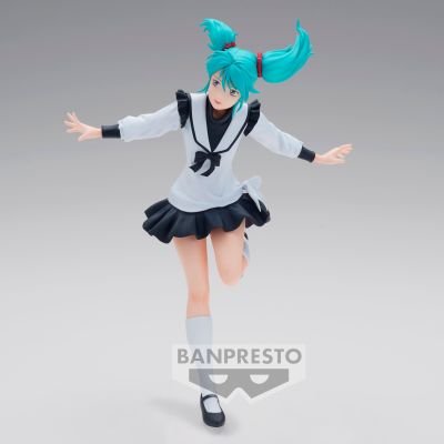 机动战士高达 逆袭的夏亚 葵斯·帕拉雅