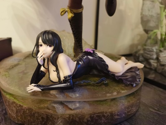 悠闲时光 Re:从零开始的异世界生活  艾尔莎·葛兰希尔黛