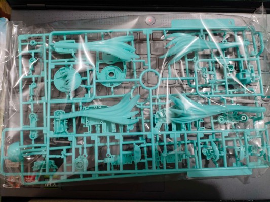 机音少女 初音未来 ［MARUTTOYS版］与 TAMOTU［初音未来版］