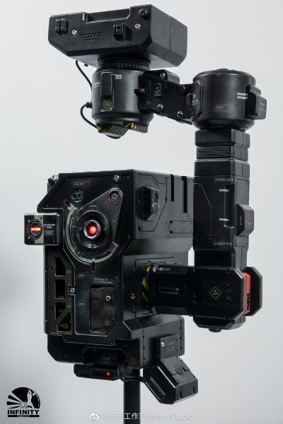 流浪地球 Moss电影道具复刻雕像