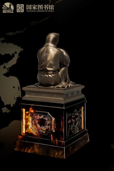 国宝还原计划 十二生肖兽首全身像 巳蛇