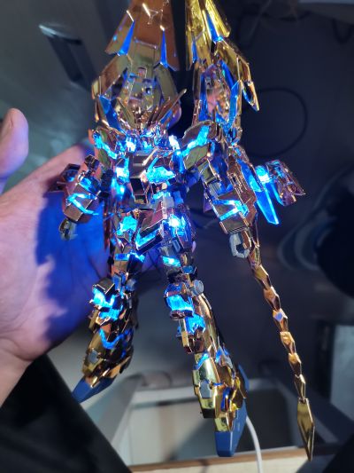 HGUC 1/144 独角兽高达3号机 菲尼克斯 (毁灭模式) ( Narrative ver.) [金色电镀]