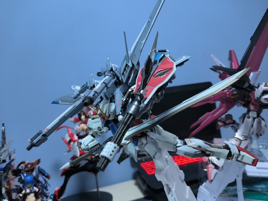 METAL BUILD 机动战士高达SEED DESTINY  嫣红强袭高达  斩舰刀装备型