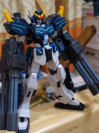 MG 	新机动战记高达W 无尽的华尔兹 XXXG-01H2 重装高达改(无尽的华尔兹)