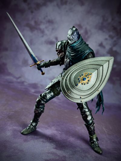 S.H.Figuarts 艾尔登法环 “烧灼指痕”维克