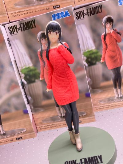 PM   间谍过家家 动画版 约尔·福杰（便装）
