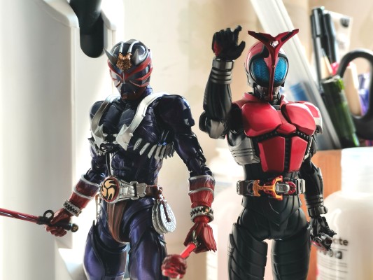 S.H.Figuarts 假面骑士铠武 橙子武装 -20假面骑士踢/平成二十骑士纪念版-