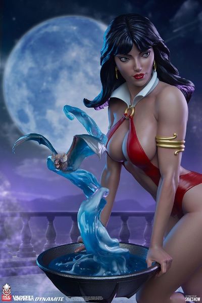 Vampirella 吸血鬼梵蓓娜
