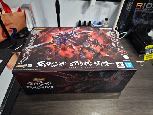 超合金魂 GX-46R 超级机器人大战OG 超军神 与 奥瑟赛达