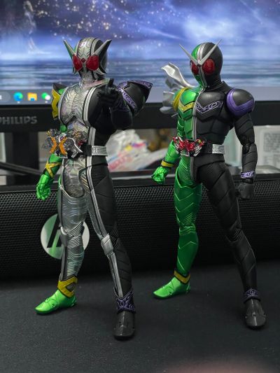 S.H.Figuarts(真骨雕制法)   假面骑士双骑  疾风王牌 极致形态