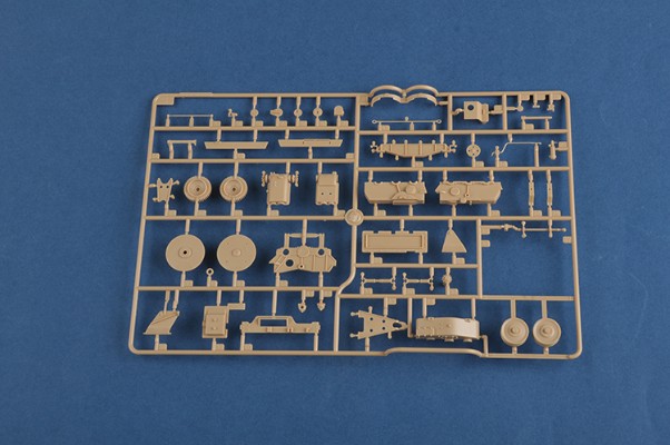 编号:84554 1/35 装甲车辆系列 德“黑豹”坦克抢修车G型(后期型)